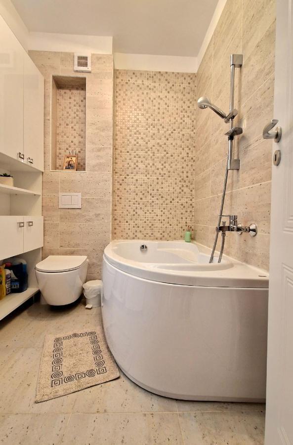 Domus Magistrae Apartment Bucharest Luaran gambar